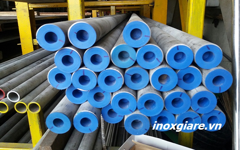 ống inox được sản xuất từ mác thép không gỉ 304